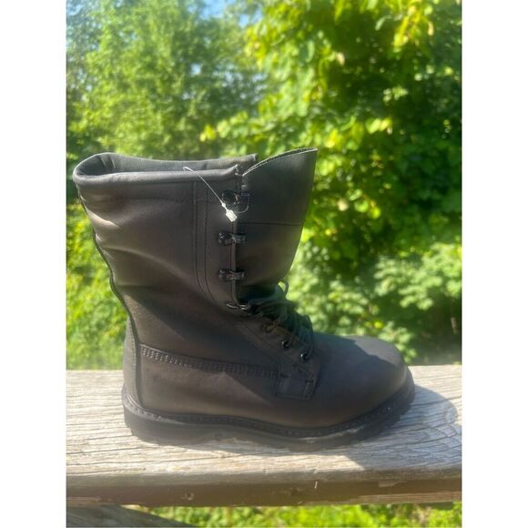 Military Combat Cold/Wet Boots Men's Sz 7.5 Black Leather Vibram Soles NWT - Picture 2 of 8